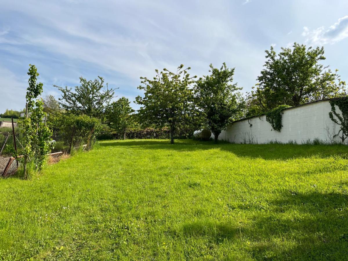 2 chambres dans maison de campagne avec piscine intérieure Lagery Exterior foto