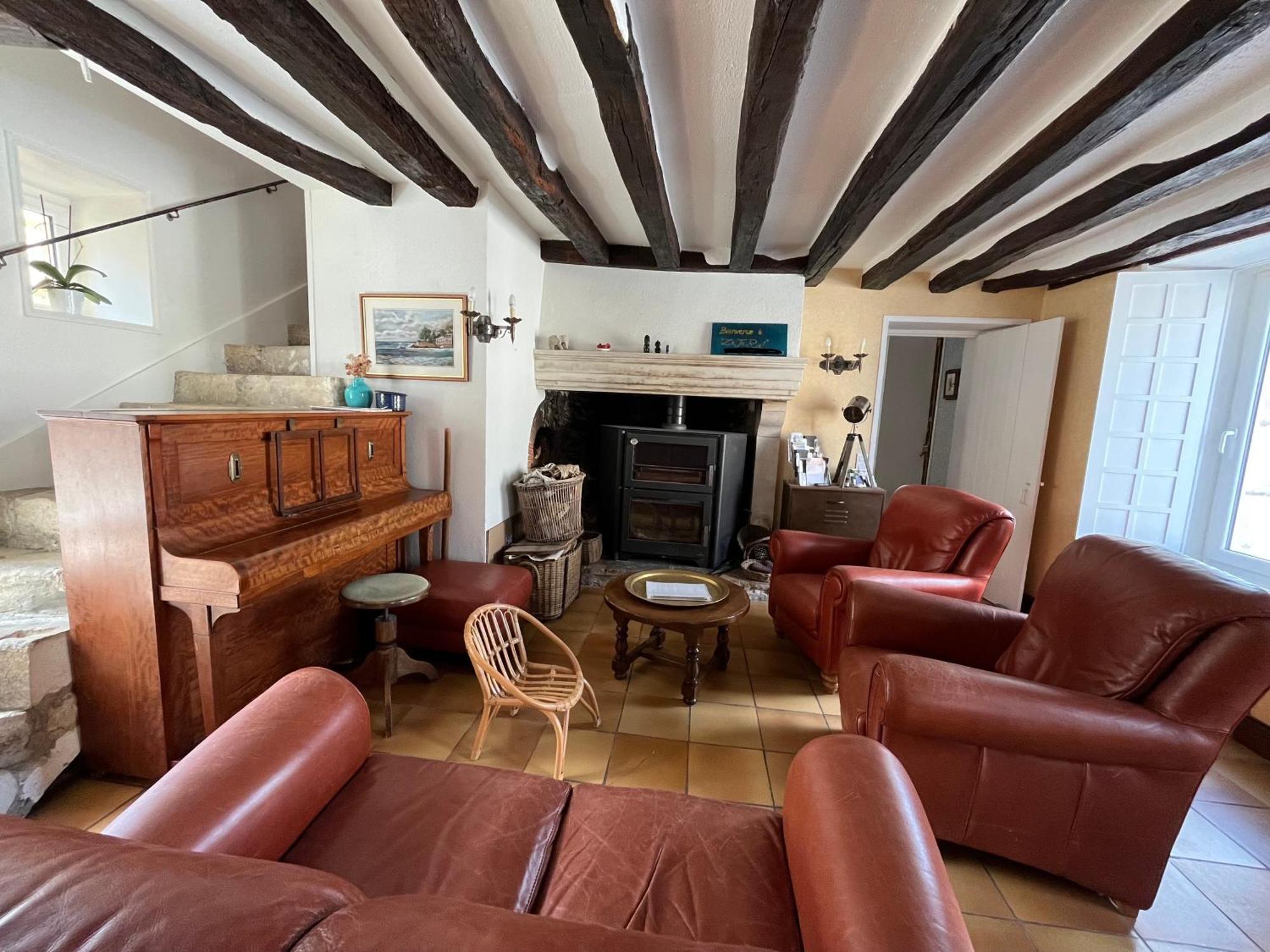 2 chambres dans maison de campagne avec piscine intérieure Lagery Exterior foto